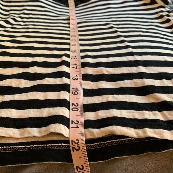 COPY - Ann Taylor Loft striped short sleeve shirt w/ beaded bib floral appliqué… - Picture 15 of 15